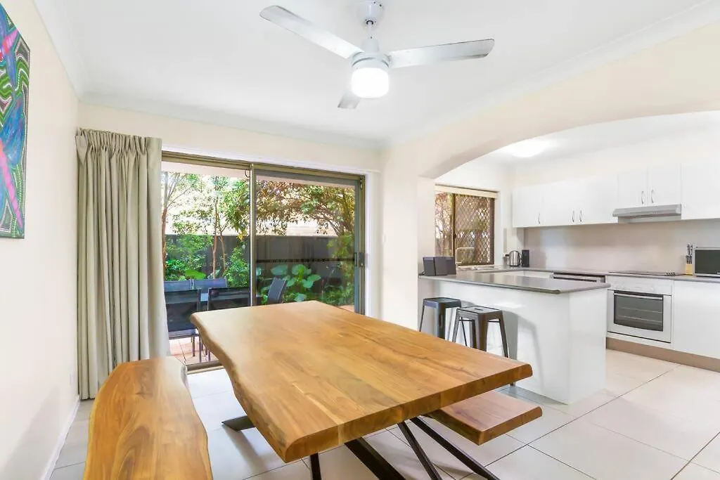 Paradise Villas- Villa 1 Gold Coast